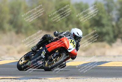 media/Apr-19-2025-CVMA (Sat) [[586b59ad56]]/Race 10-Amateur Supersport Middleweight/